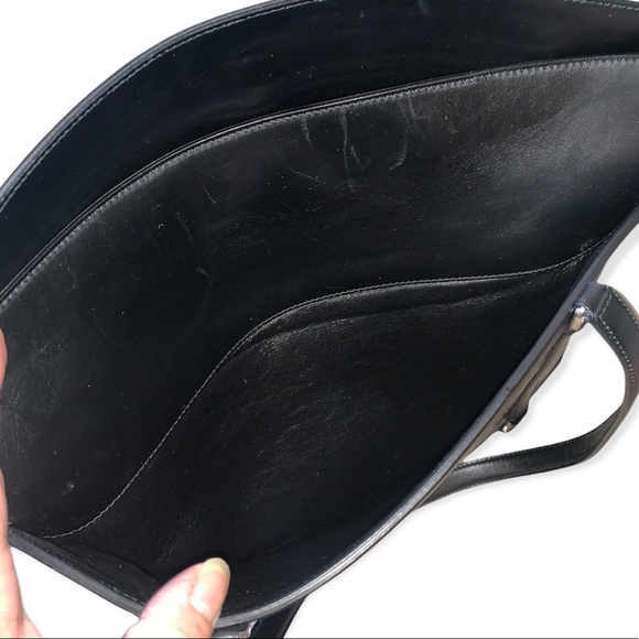 Salvatore Ferragamo Bag Black Leather Shoulder Tote Bag - Picture 4 of 16